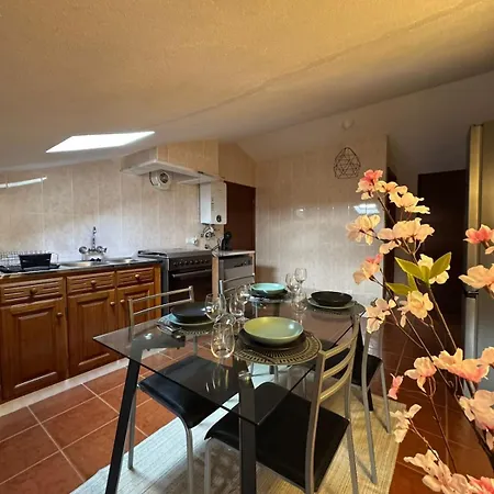 בית נופש Blend-inn Summer House סאו מרטיניו דו פורטו